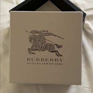 Burberry watch box